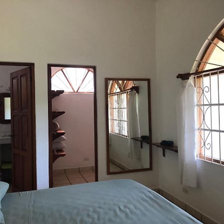 Hotel Flores (Adults Only) Тамариндо Экстерьер фото