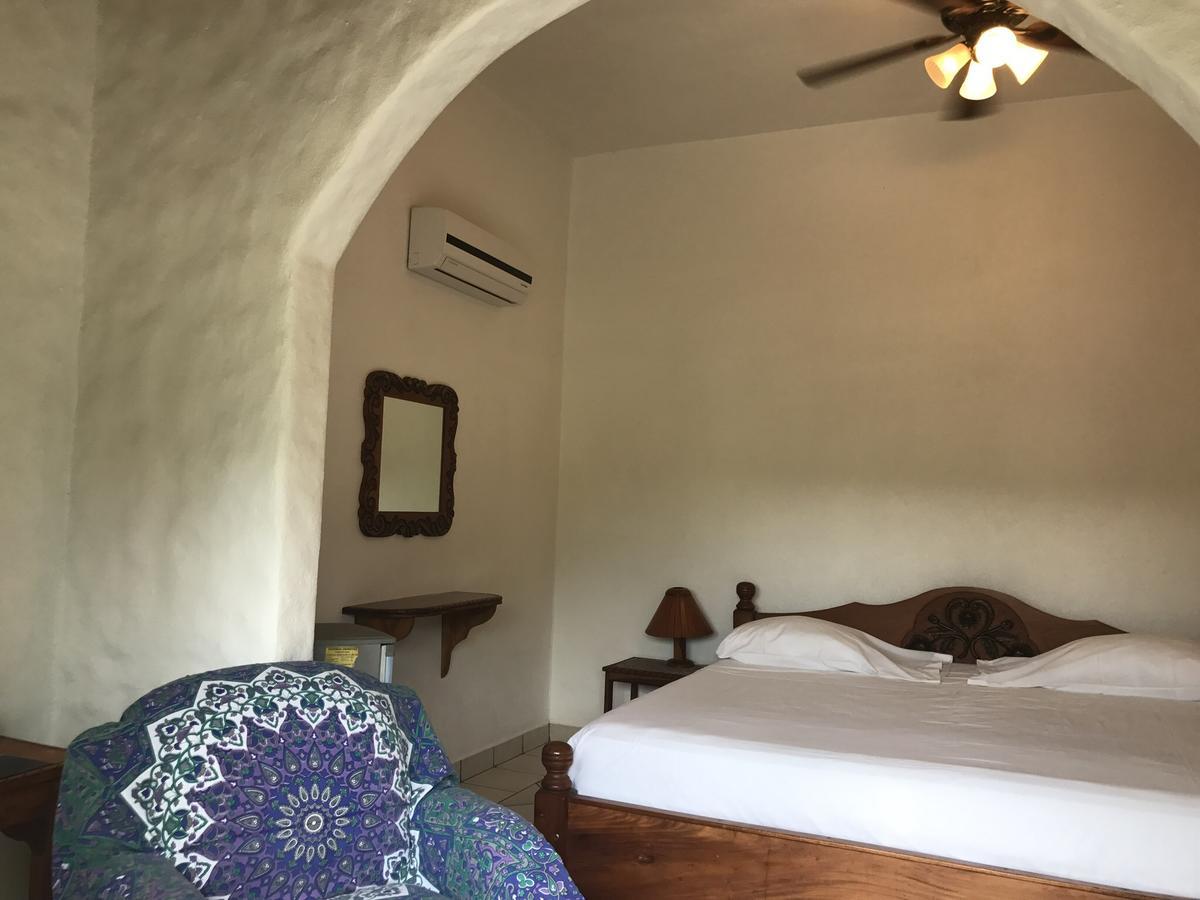 Hotel Flores (Adults Only) Тамариндо Экстерьер фото